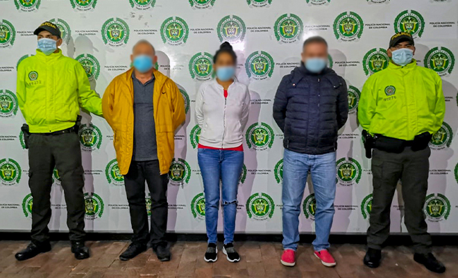 Desarticulada red transnacional dedicada al tráfico de cocaína liquida oculta en pulpa de fruta. 