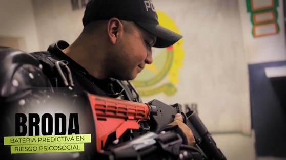 operador de arma menos letal