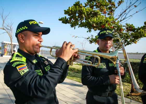 orquesta_policia_gongo_oro_barranquilla_colombia