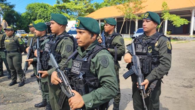 Personal policial del GOES