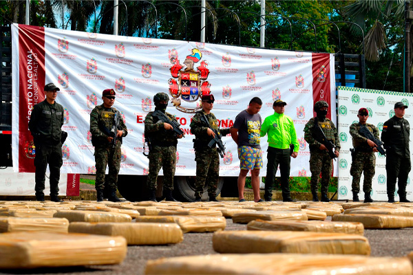 La marihuana incautada, avaluada en más de $1.200 millones, estaba oculta en un camión que se dirigía hacia el exterior