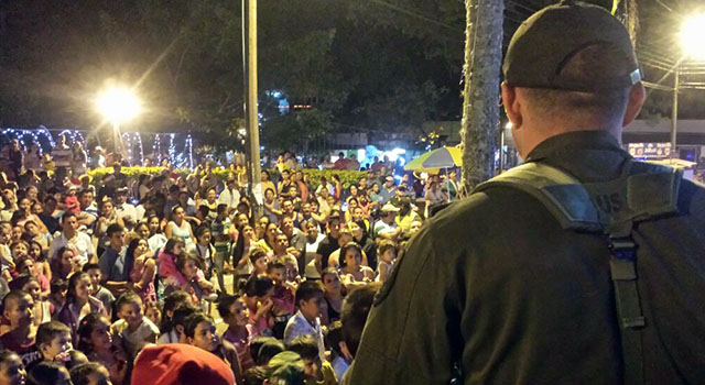 Pesebre móvil-navidad-Policía Meta