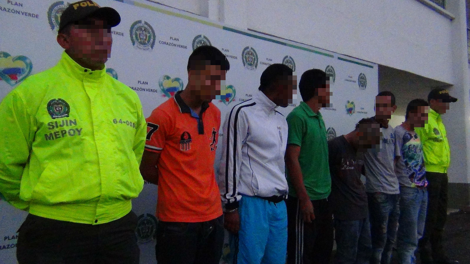 capturados ocho integrantes de una estructura delincuencial de crimen organizado, dedicada al tráfico de estupefacientes en la Comuna Siete de la capital caucana.