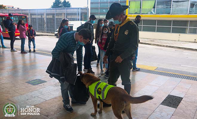 Carabineros comprometidos con el Plan de Intervención a Bogotá 
