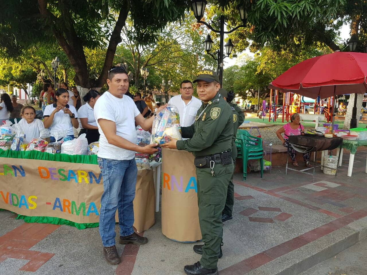 Más Vidas Menos Armas