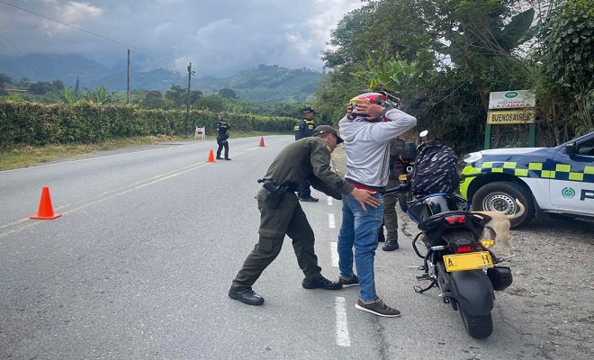 Las personas que hacen uso de las vías de ingreso al departamento son objeto de verificación