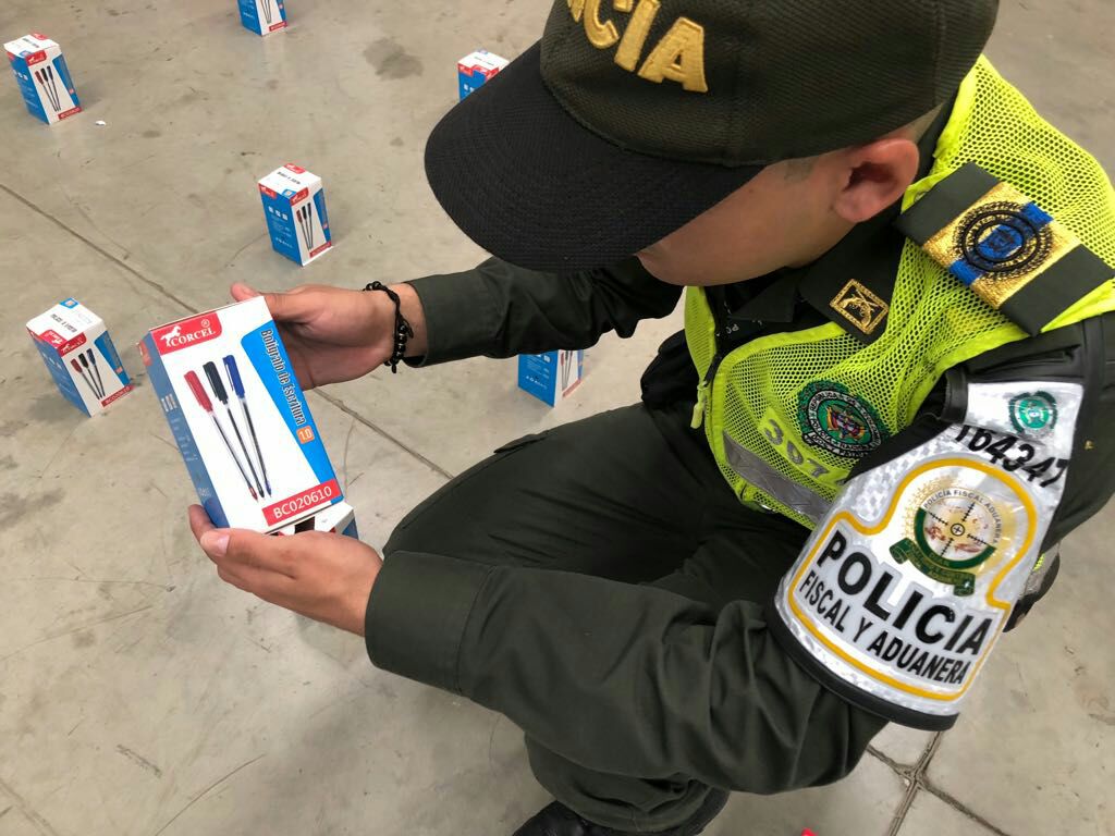 Actividades-contra-el-contrabando-en-Cali