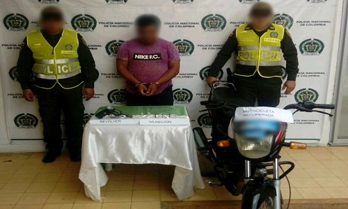 Los uniformados rescataron a tres hombres que se encontraban amordazados por los delincuentes