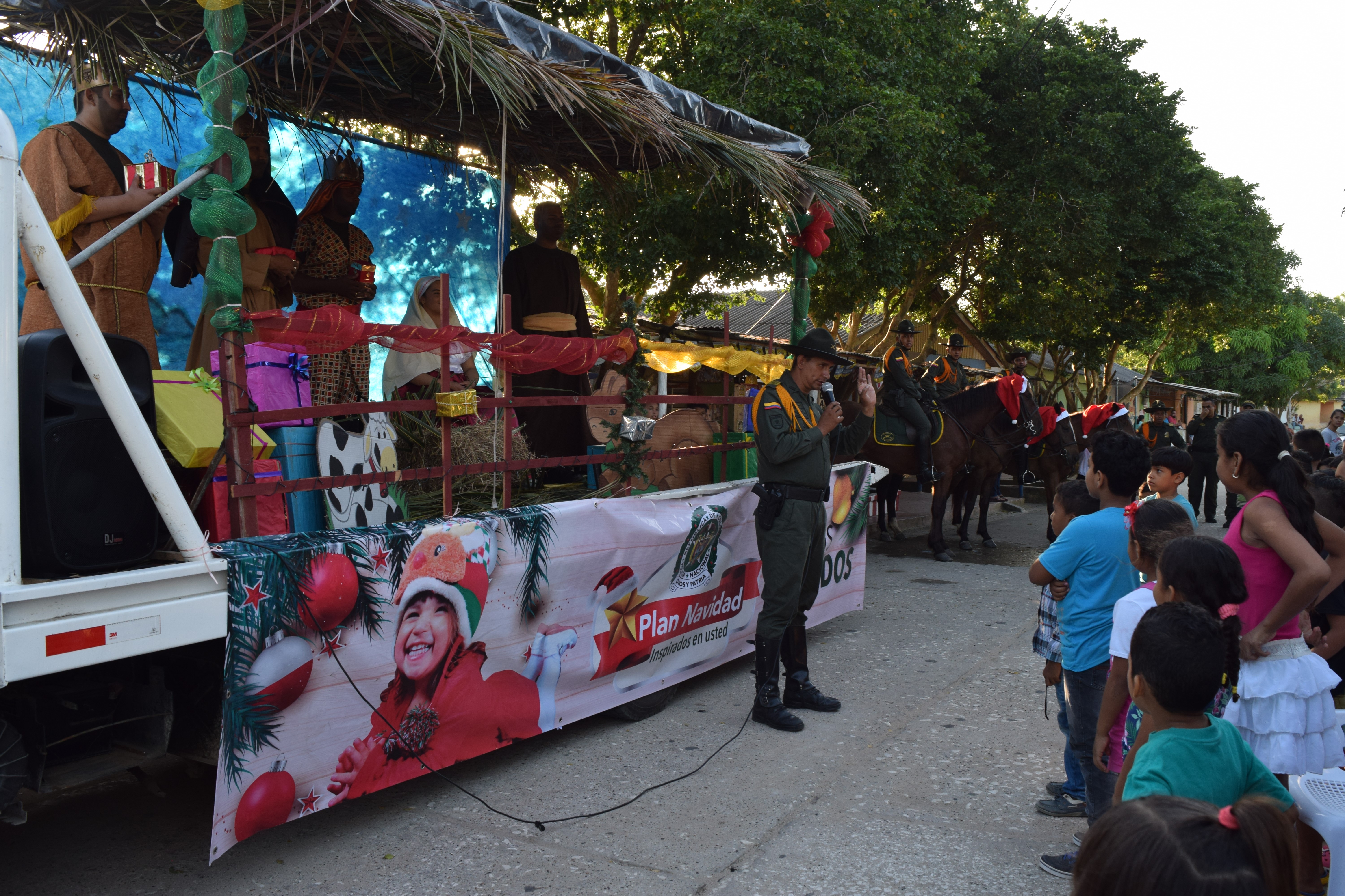 Oramos por el bienestar de la comunidad