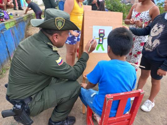 La mediación policial como estrategia para evitar la violencia escolar