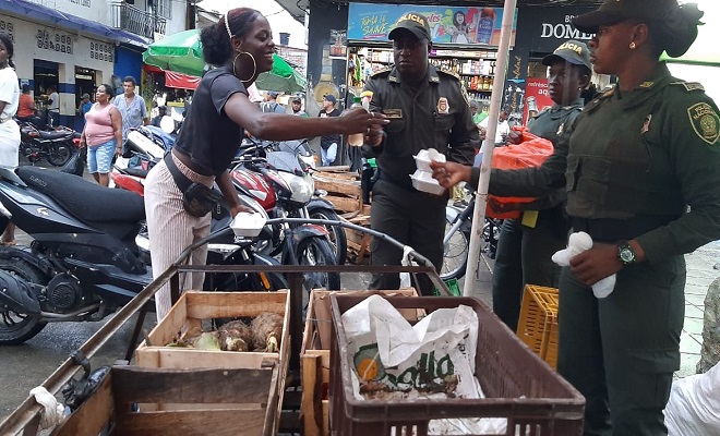 Uniformados se solidarizaron