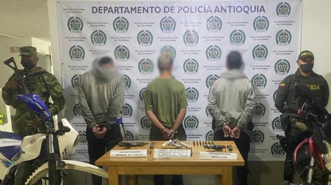 Caen cuatro personas con material de guerra en la subregión del norte de Antioquia