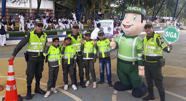 La Policía Nacional-promueve-la seguridad vial-en el departamento del Meta
