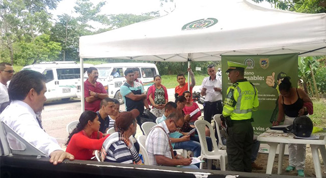 La Policía Nacional-promueve-la-seguridad vial-en-el-departamento del Meta