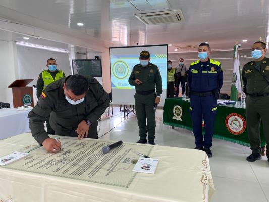 En reunión de comandantes de Distrito y Estación, reafirmamos nuestro compromiso con los ciudadanos