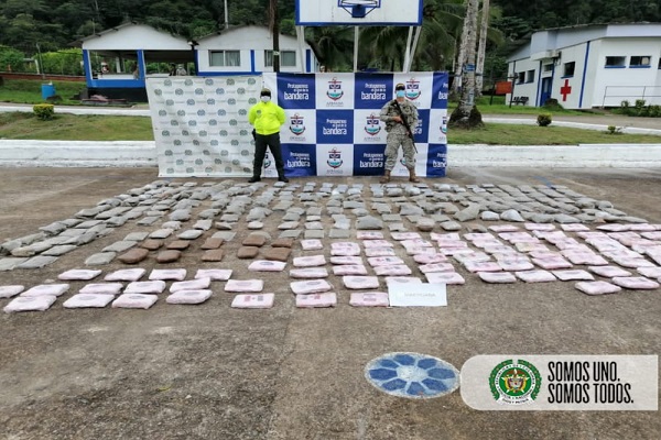 Realizamos-la incautación-de-188-kilogramos-de-marihuana-tipo-cripi-en-el-municipio-de-Bahía-Solano.