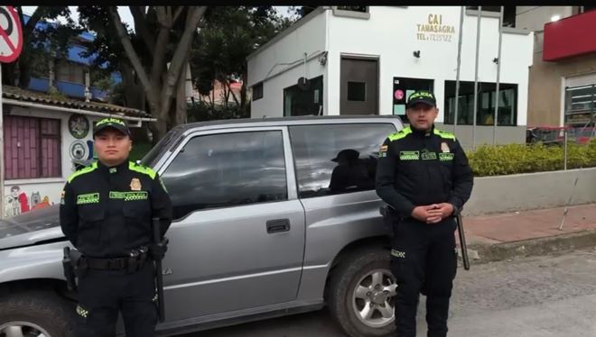 Patrulla de vigilancia 31 de la Policía Nacional recupera vehículo solicitado por la fiscalía en Mijitayo