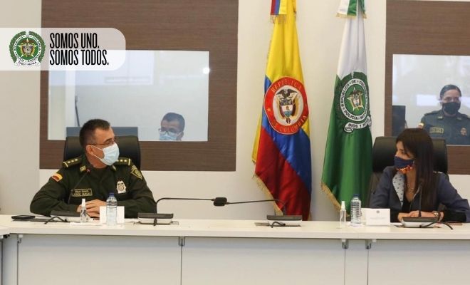 Regreso a clases con mi Policía Nacional-1