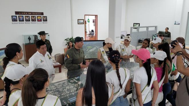 Visita de candidatas al CENOP