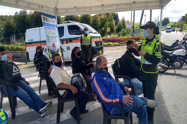 Con_campañas_de_la_Seccional_de_Tránsito_y_Transporte_del_Cauca