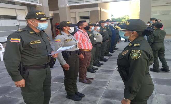 Mediante la implementación de la semana del estímulo policial, 35 uniformados de Policía Tolima fueron exaltados 