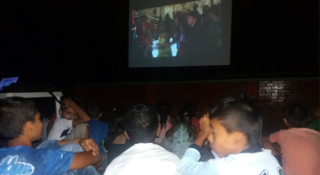 La Policía Nacional-acompaña a niños y niñas-para vivan una ‘Semana Santa Segura y en Paz'-en el Meta