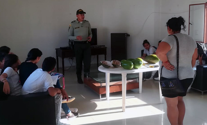 Construyendo-País-en-La-Macarena-brindamos-talleres-de-emprendimiento-a-la-comunidad