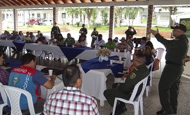 En-el-Meta-junto-a-líderes-y-lideresas-sociales-velamos-por-los-derechos humanos
