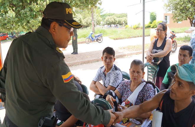 Son mas de 350 ciudadanos vinculados.