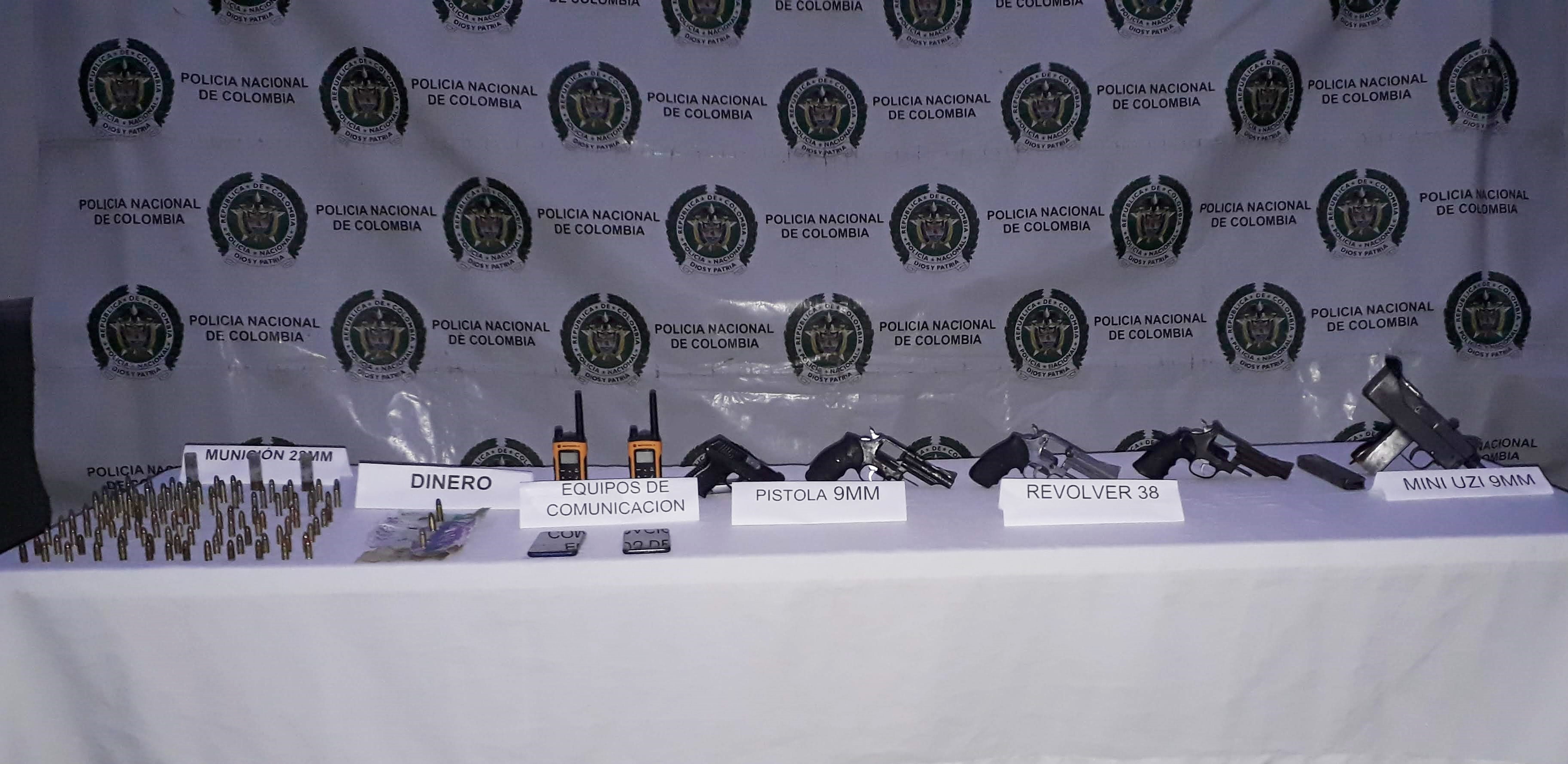 Tres-personas-capturadas-y-02-aprehendidos-integrantes-del-grupo-delincuencial-los-mexicanos-2