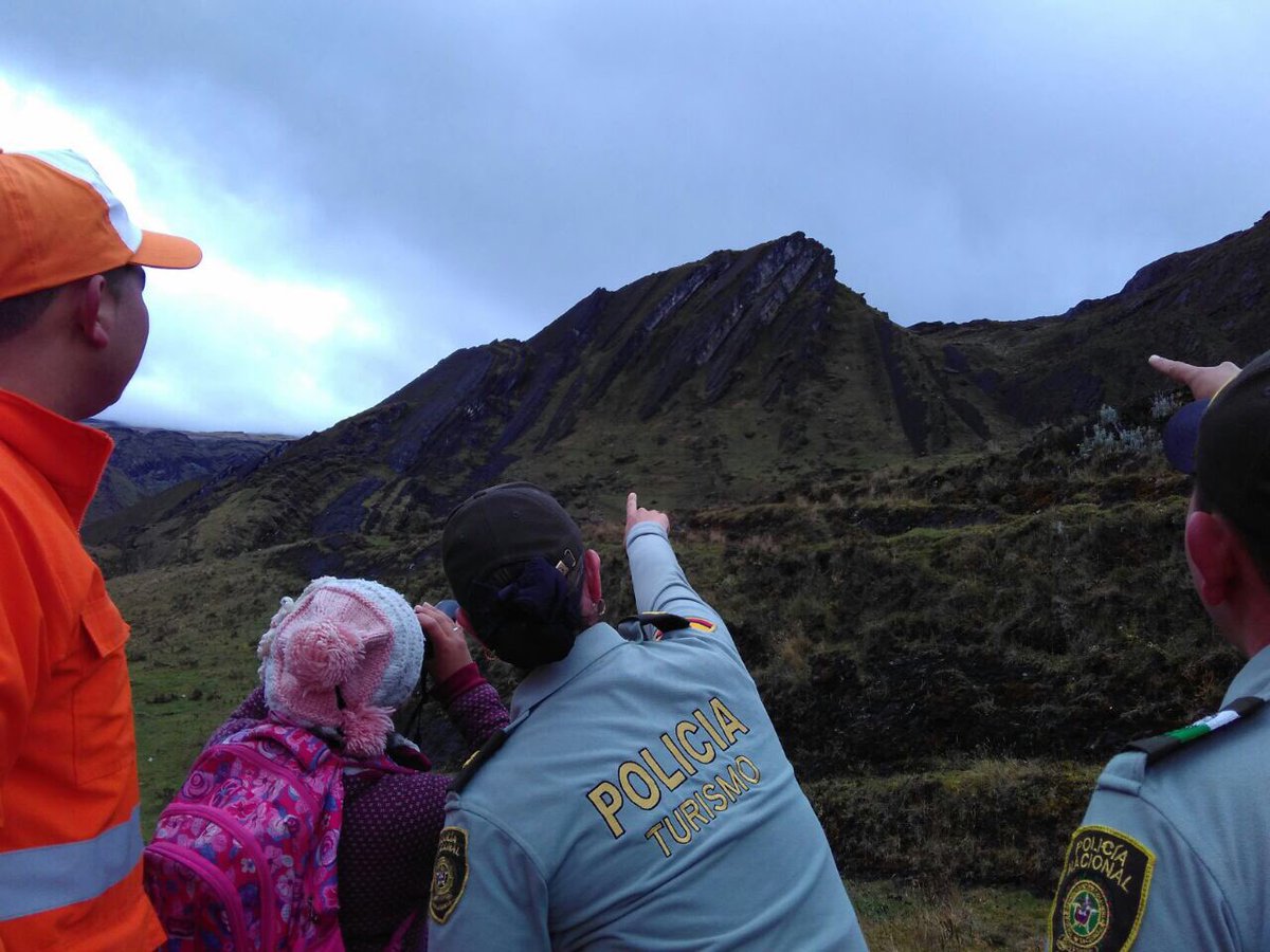turistas-y-policias-de-turismo