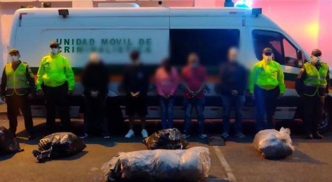 Capturando a estas personas quienes se dedicaban al hurto 