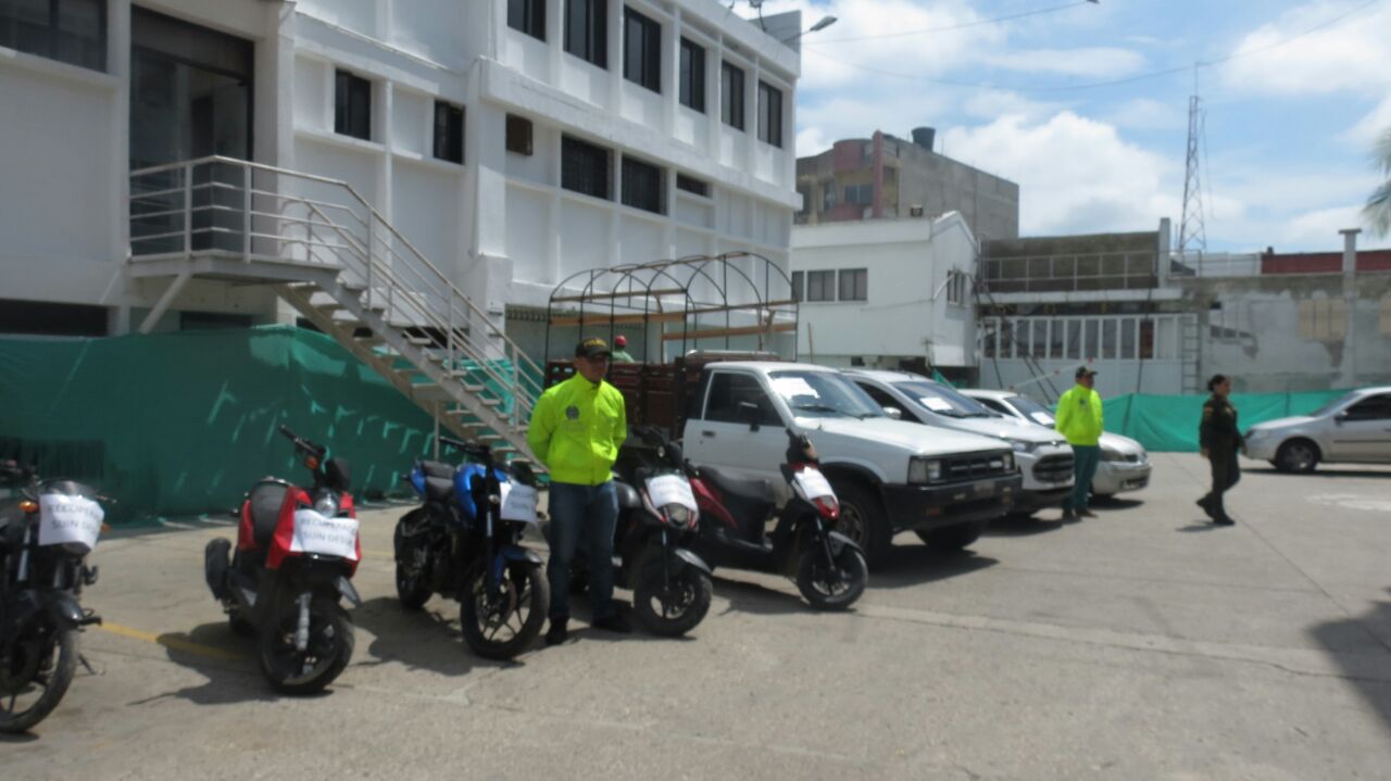 En fuertes operativos fueron recuperados 3 vehículos y 5 motocicletas 