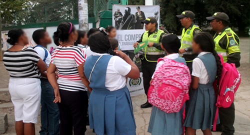 regreso_clases_policia