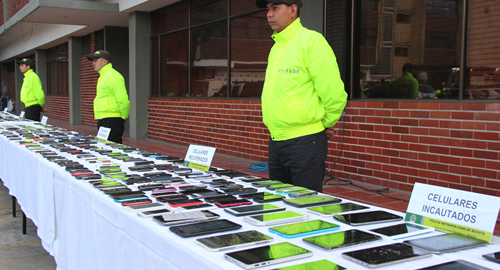 POLICIA NACIONAL 11 CAPTURADOS MINERIA ILEGAL